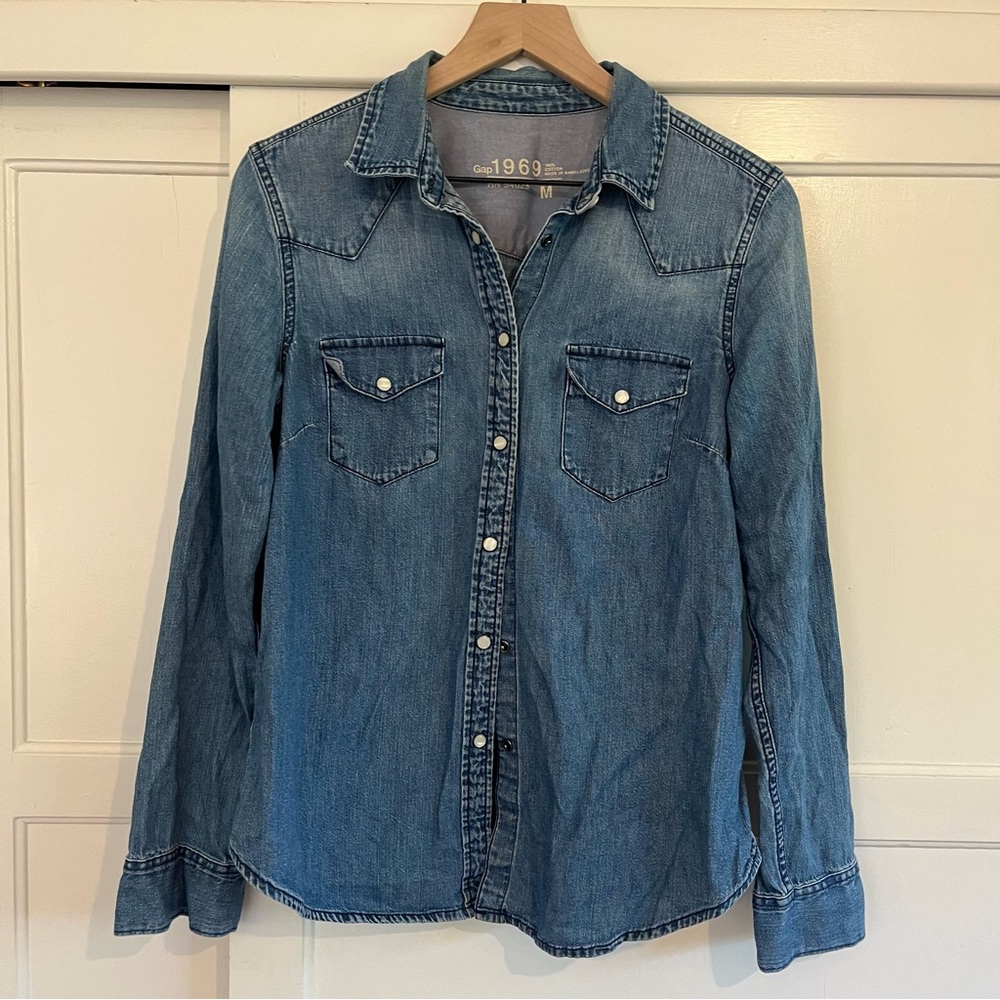 Gap 1969 western denim shirt